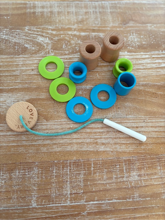 LOVEVERY Other - Lovevery Threaded Bead Montessori Educational Toy